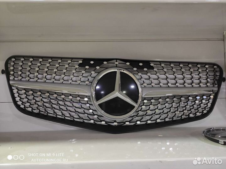 Решетка Диамонд Мерседес е212 дорестайл