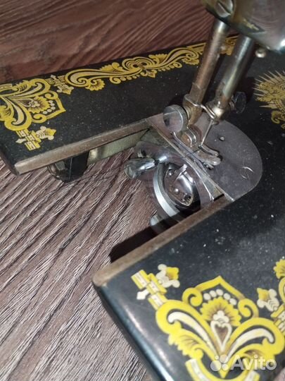 Швейная машинка китайская Золотой тигр