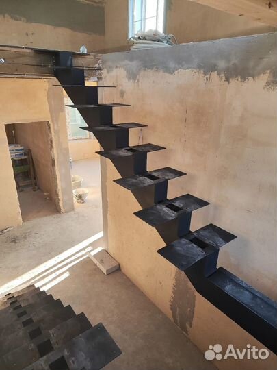 Проектирование и изготовление лестниц на металлока