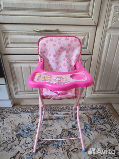 Стульчик для кормления и коляски для кукол