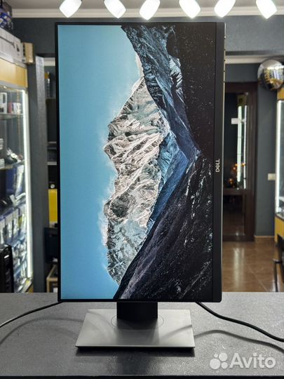 Монитор Dell 22 / IPS / Full HD