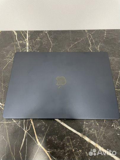 Macbook air 15 m2 256
