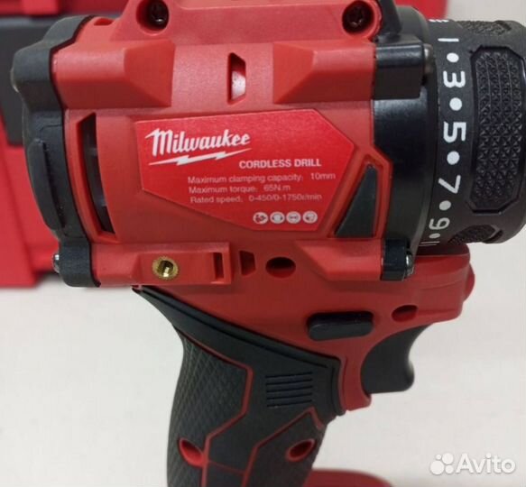 Набор Milwaukee 2in1 (Арт.53929)