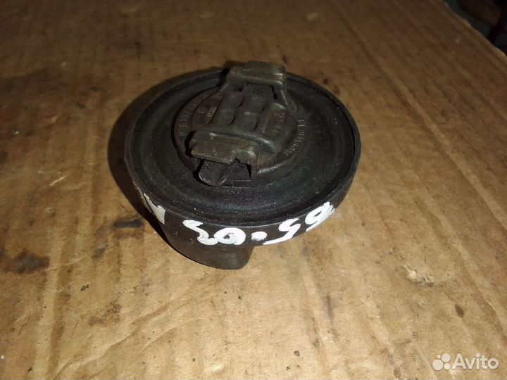 Крышка маслозаливная 1.8 ADR Audi A4 B5