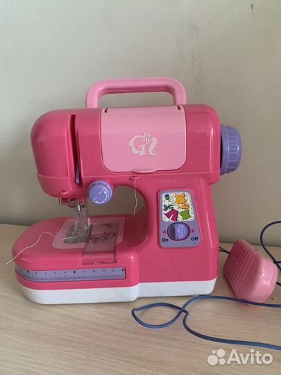 Детская швейная машинка