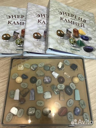 Камни и минералы коллекция