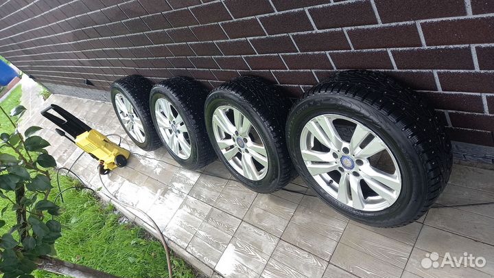 Колеса r16 зимние 205/60 Nokia Hakkapelitta