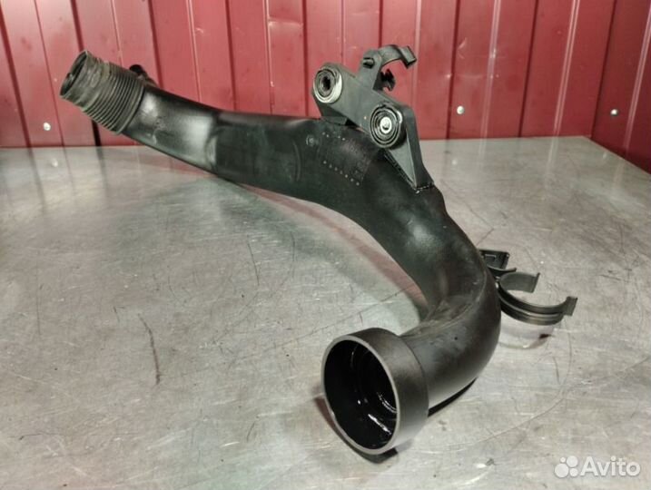 Патрубок воздушного фильтра Bmw 3 Series E90