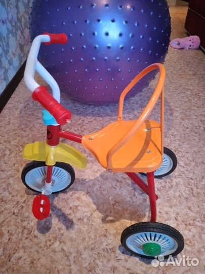 Продам детский трёхколёсный велосипед