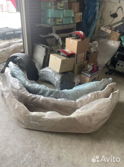 Веста Бампера Перед Крашенные Новые