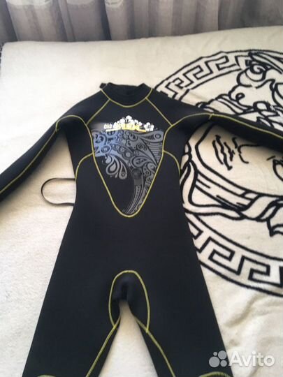 Гидрокостюм