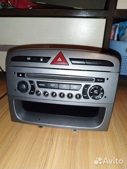Штатная магнитола peugeot 308-408