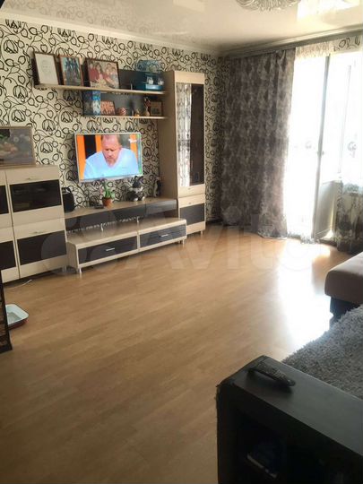 4-к. квартира, 84 м², 4/9 эт.