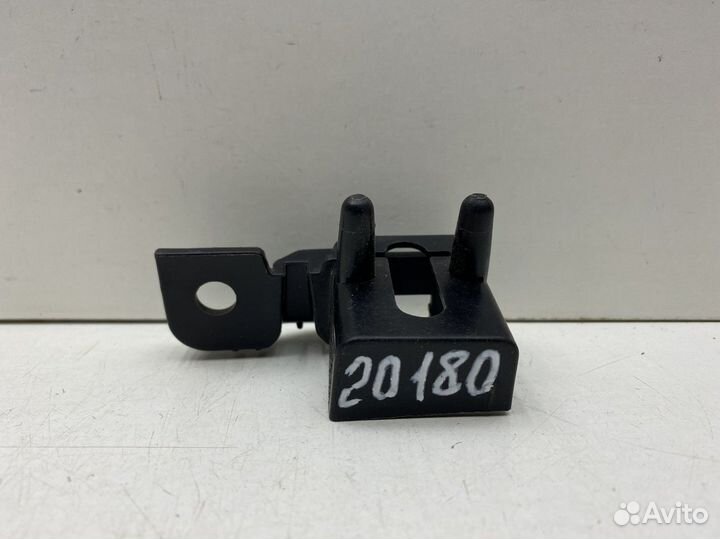 Отбойника капота правый Ford Mondeo 5 Новый Ford