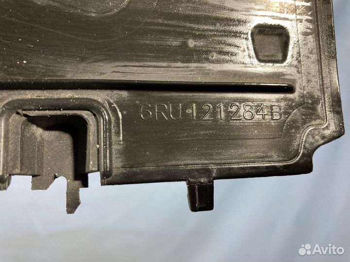 Дефлектор радиатора Volkswagen Polo 602, 614, 6C1