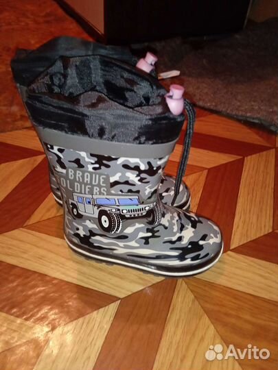 Резиновые детские на мальчика