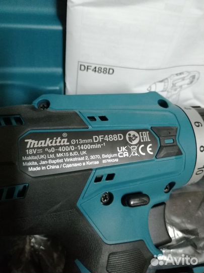 Аккумуляторная дрель-шуруповерт Makita DF488DWE