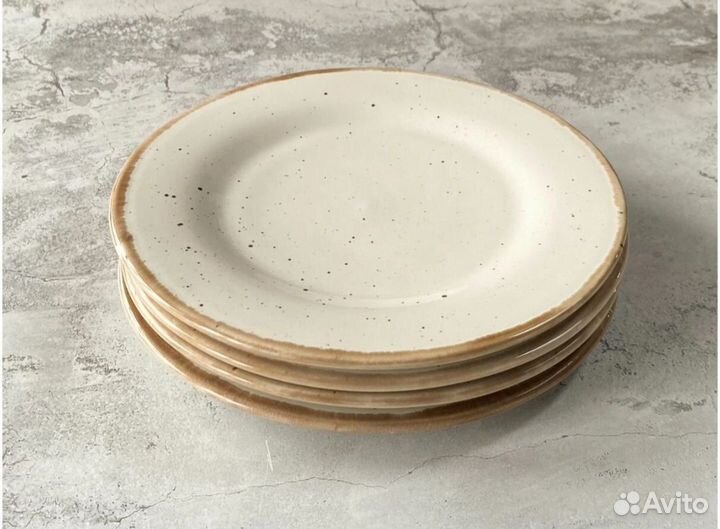 Набор фарфоровые тарелки