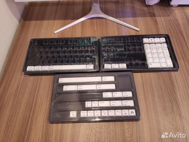 Свитчи, стабилизаторы и кейкапы для клавиатуры