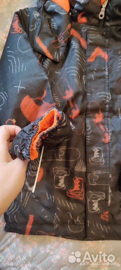 Куртка зимняя lassie 122+6 состояние новой