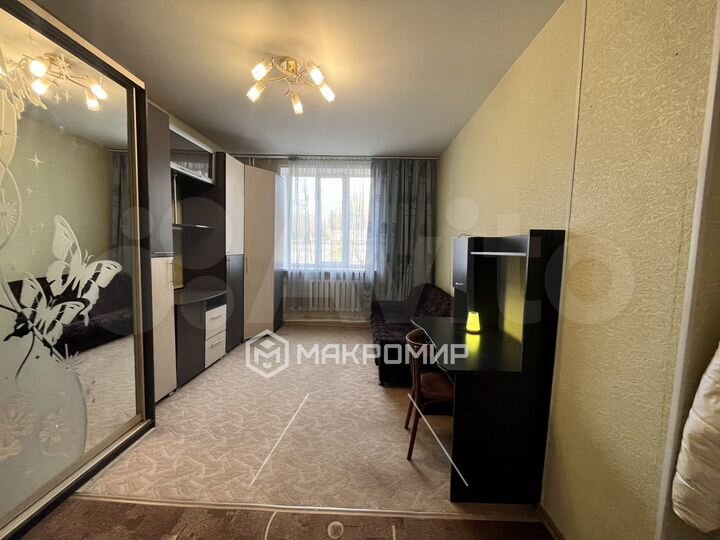 Комната 19 м² в 3-к., 2/4 эт.