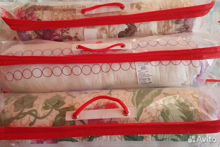 Подушки-думки, есть 3 шт