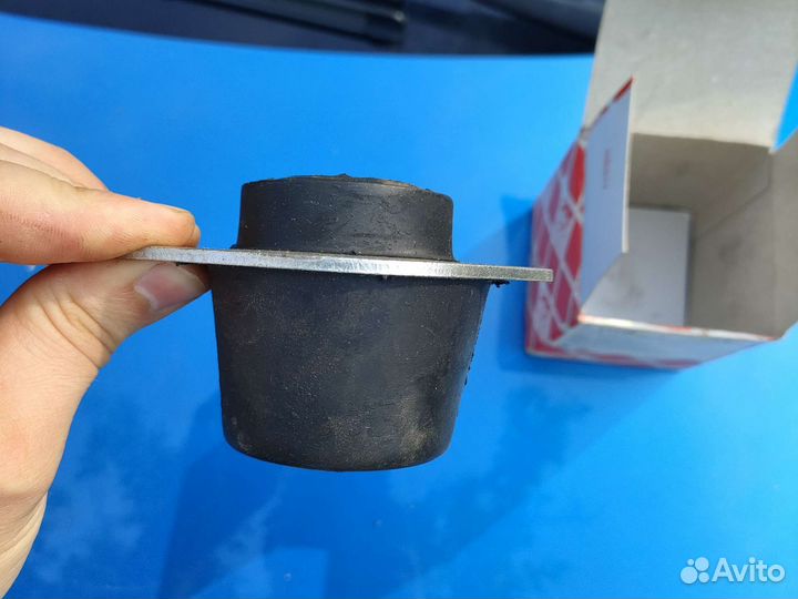 Подушка кпп Peugeot 106/206/306/Partner