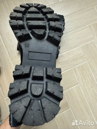 Ботинки зимние Lestrosa