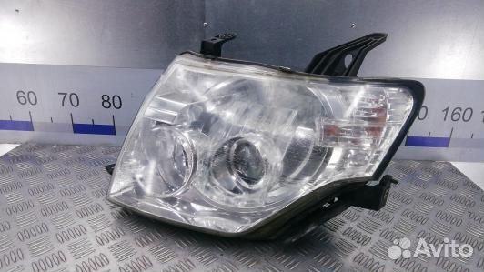 Фара левая mitsubishi pajero 4 (XNI19MR01)