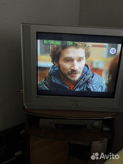 Телевизор samsung