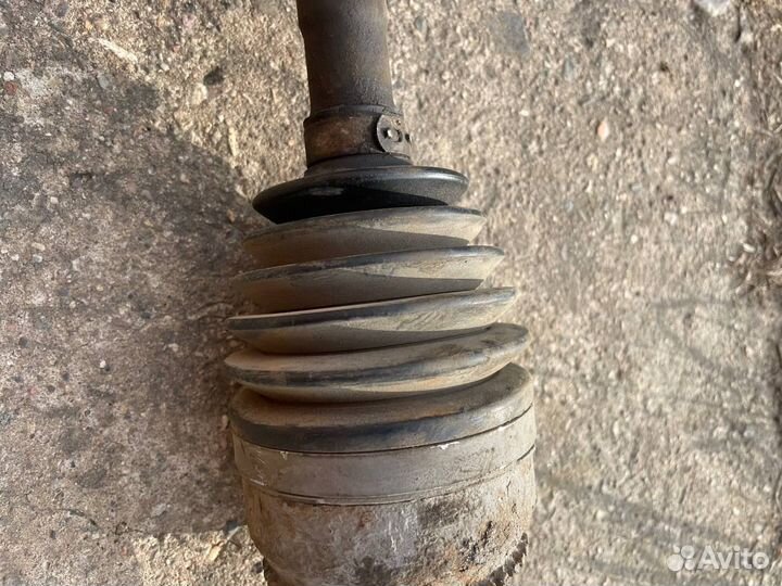 Привод передний правый Mitsubishi Lancer 9 МКПП