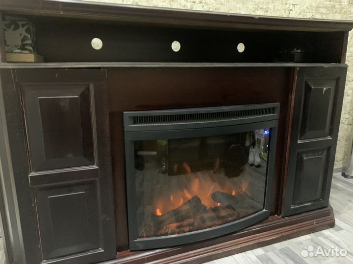 Декоративный камин из массива дерева