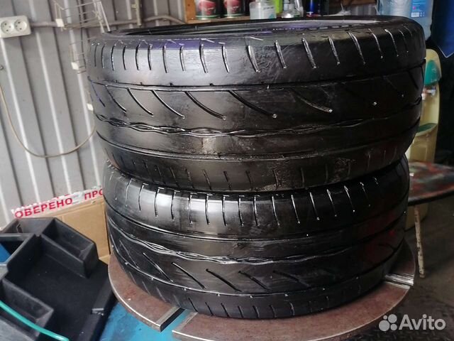 Bridgestone Potenza RE002 Adrenalin 225/50 R17