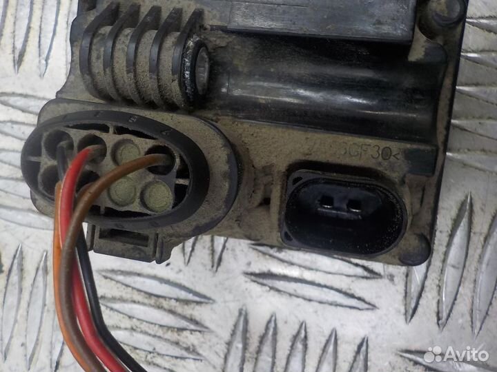 Блок управления кпп Skoda Yeti