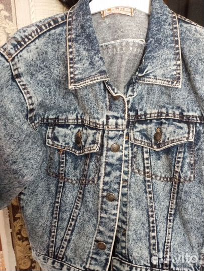 Джинсовая куртка