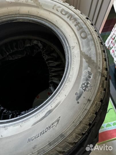 Kumho 722 235/65 R17