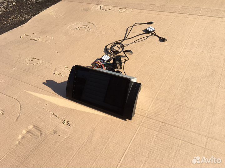 Головное устройство bmw