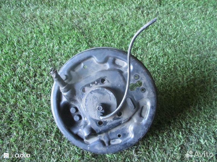 Ступица на mitsubishi colt plus Z23W 4A91