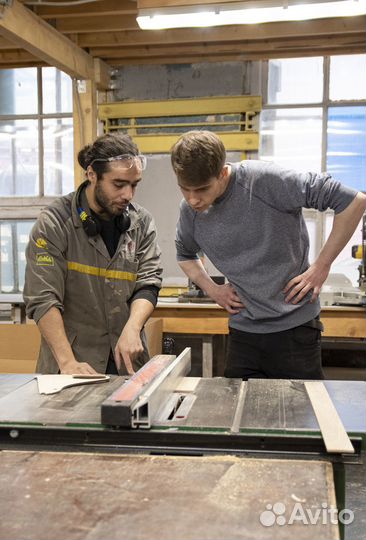 Обучение столяров, столярному делу