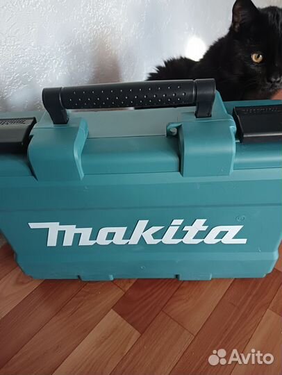 Аккумуляторная дрель шуруповерт makita 18v