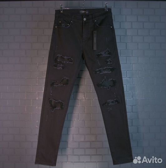 Джинсы amiri на руках