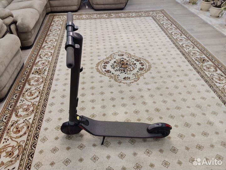 Б/У Электросамокат Ninebot by Segway ES1