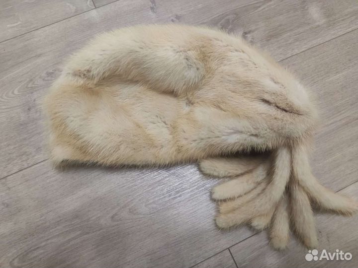 Шапка меховая из светлой норки
