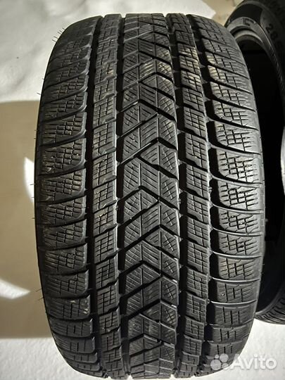Pirelli Scorpion Winter 285/35 R22