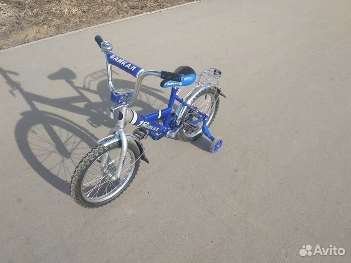 Детский велосипед 16