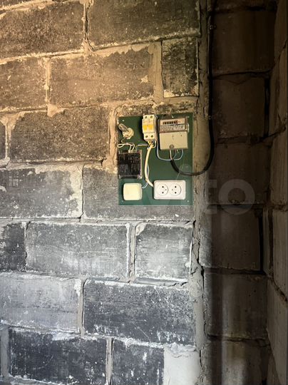 Гараж, > 30 м²