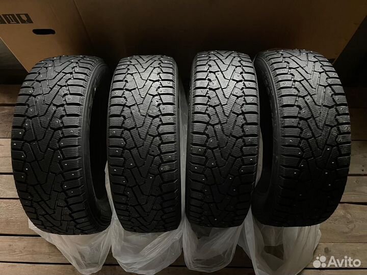 Pirelli Ice Zero 2.25/60 R18 104T