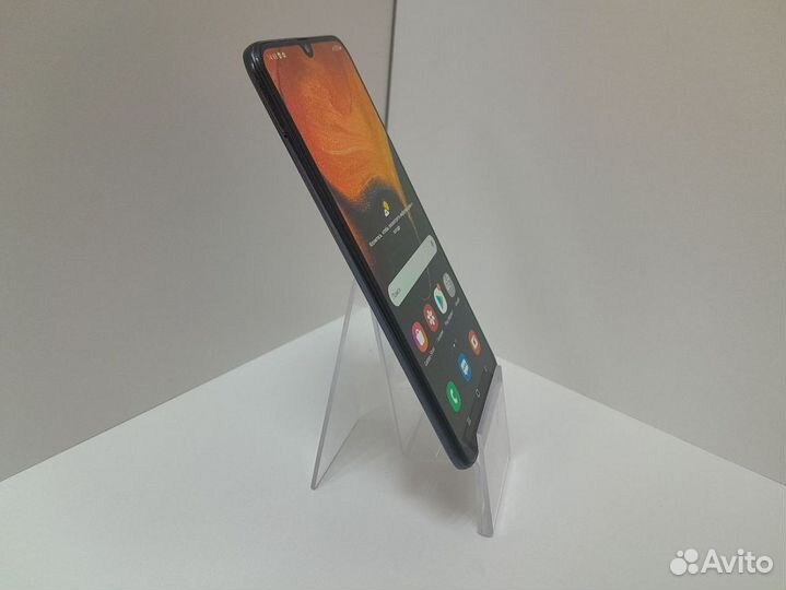 Samsung Galaxy A50, 4/64 ГБ