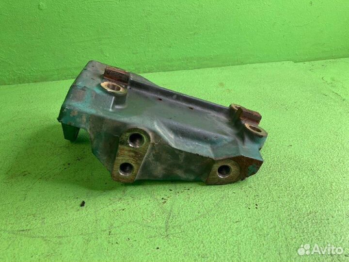 Кронштейн volvo FM13