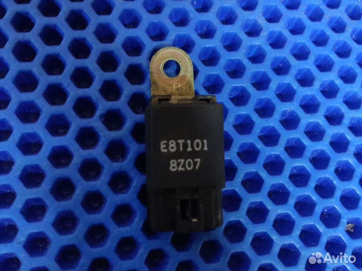 Реле mitsubishi e8t101
